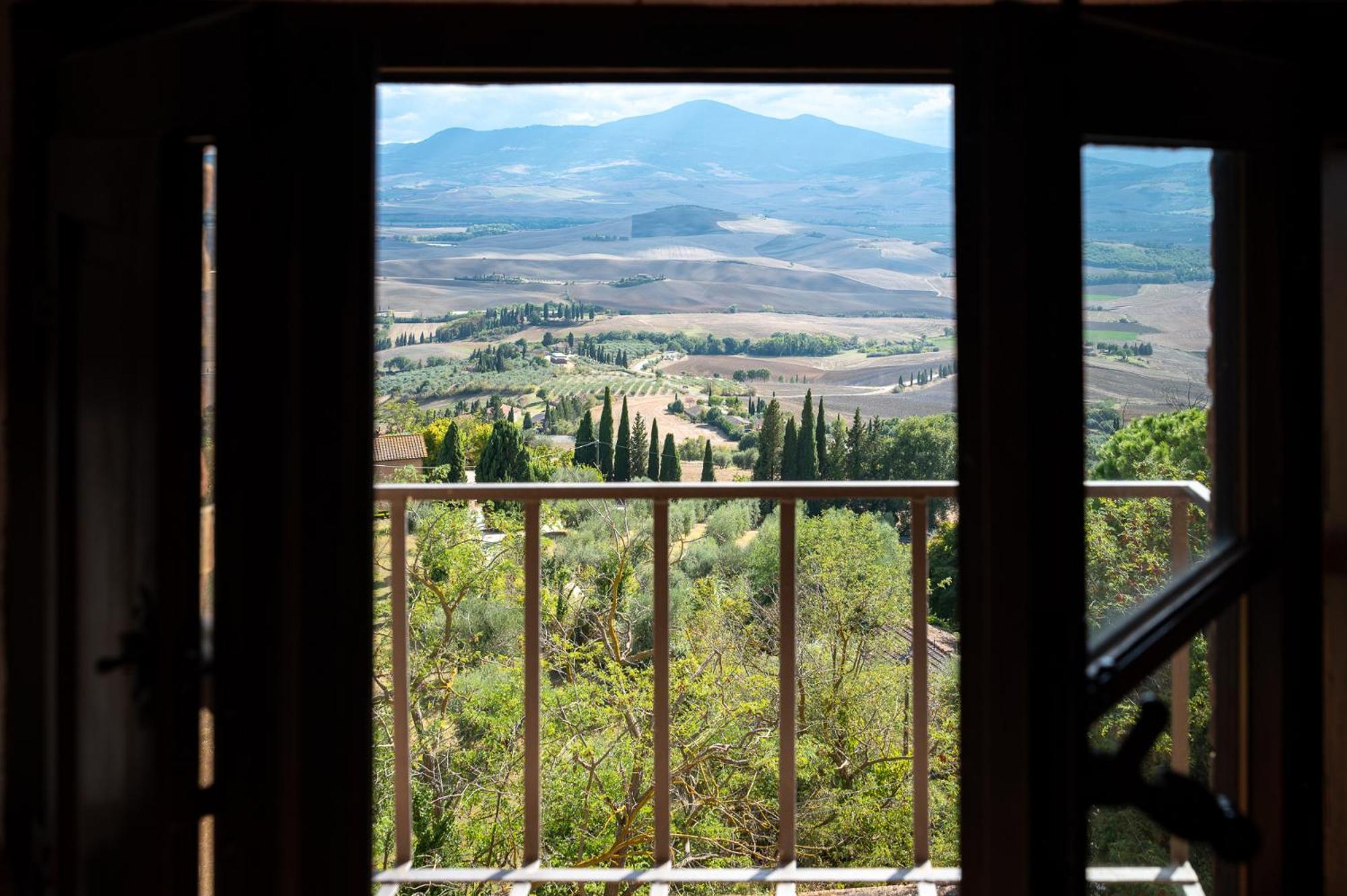 Artistica Pienza - Breathtaking Val D'Orcia View Apartment ภายนอก รูปภาพ