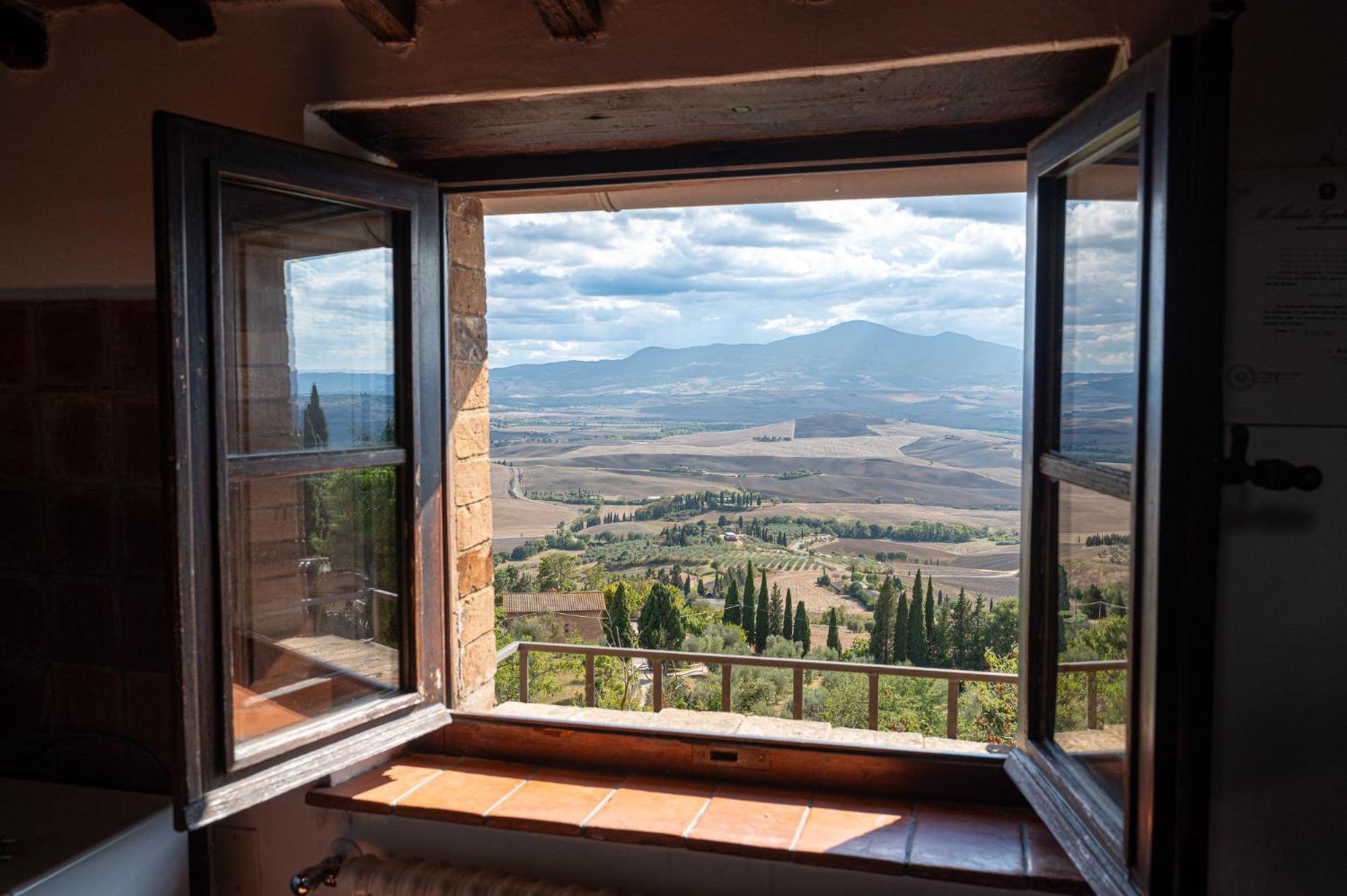 Artistica Pienza - Breathtaking Val D'Orcia View Apartment ภายนอก รูปภาพ
